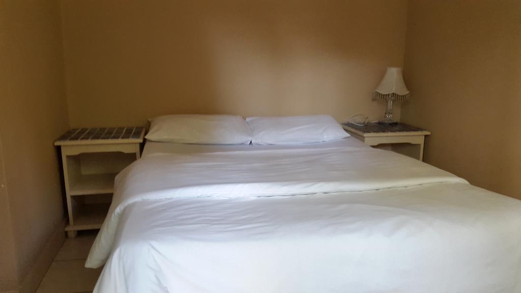 Accoustix Backpackers Hostel 约翰内斯堡 外观 照片